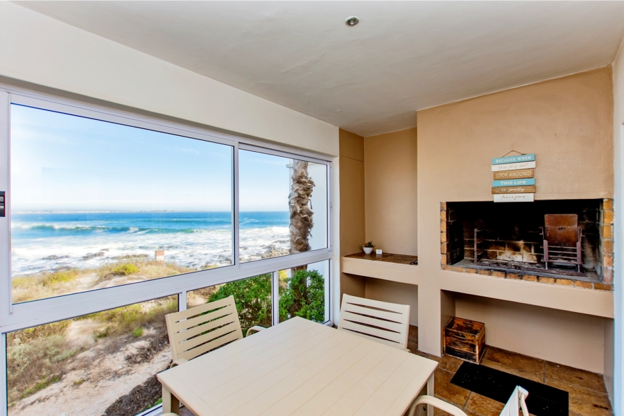 9 Bedroom Property for Sale in Shelley Point Western Cape
